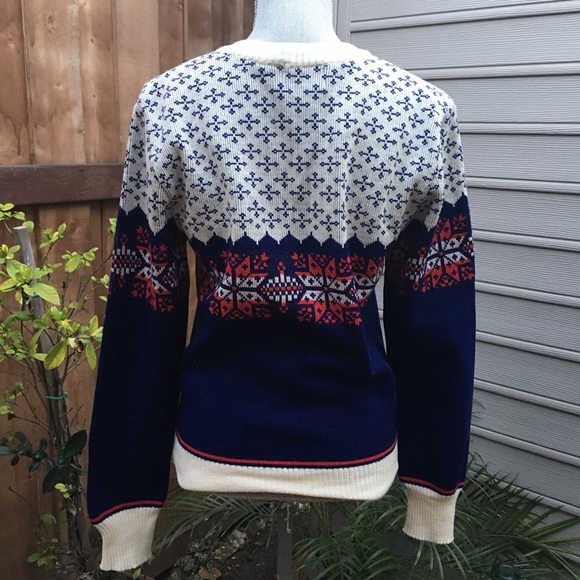 VINTAGE Ski Sweater ⛷ - Picture 2 of 4